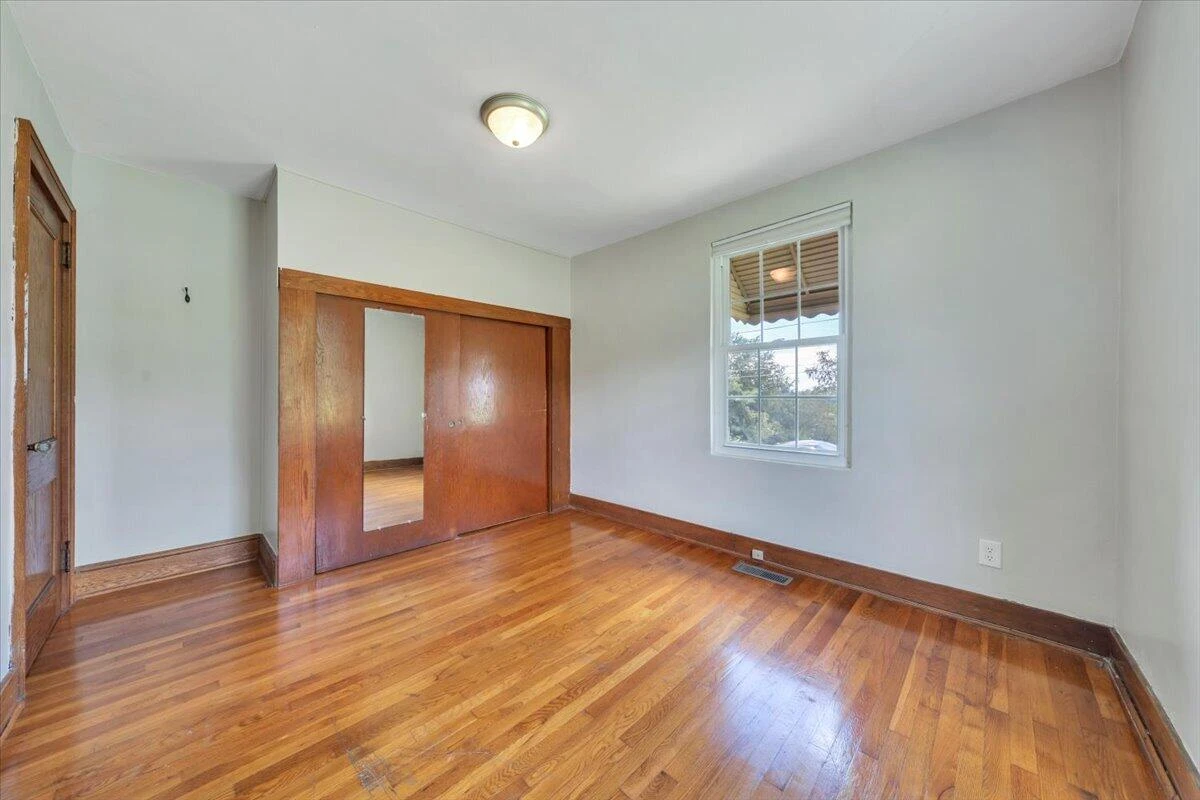 1604 Hiram ST SE - Photo 11