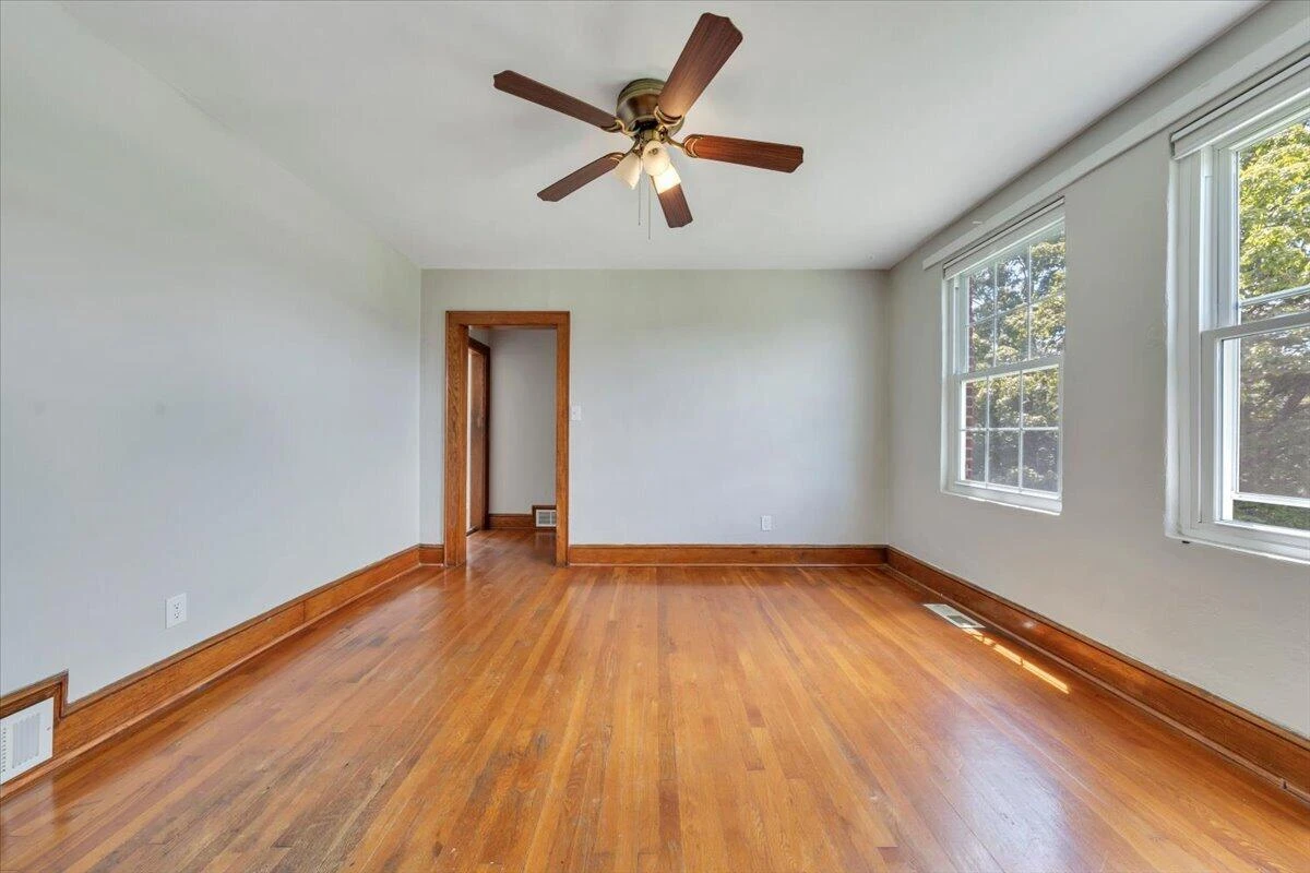 1604 Hiram ST SE - Photo 14