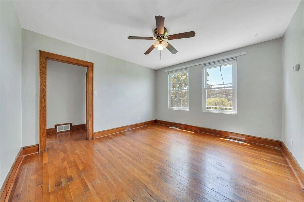 1604 Hiram ST SE - Photo 15