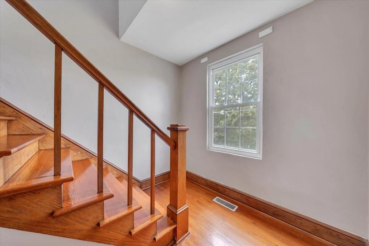 1604 Hiram ST SE - Photo 23