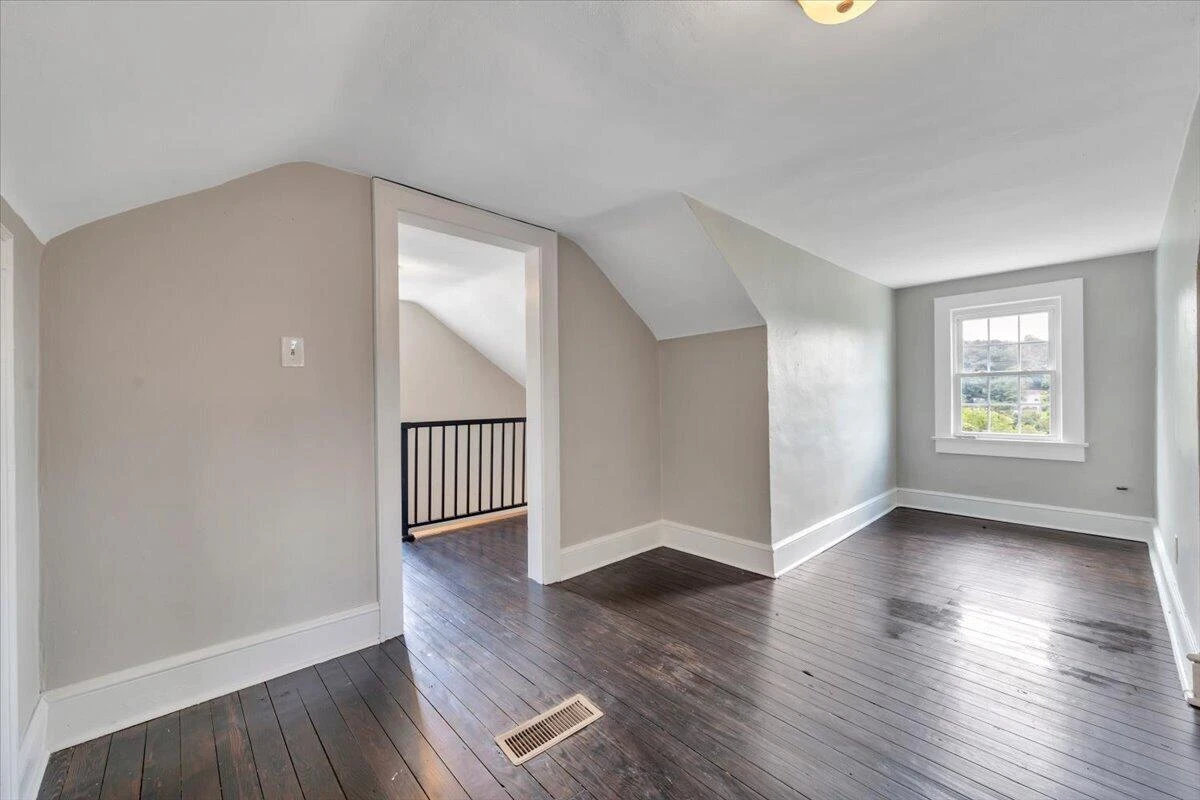 1604 Hiram ST SE - Photo 28