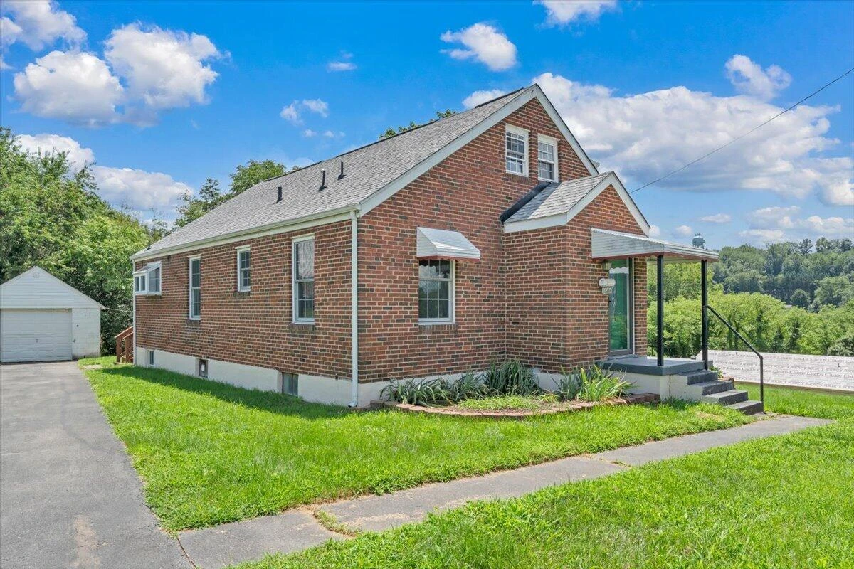 1604 Hiram ST SE - Photo 49