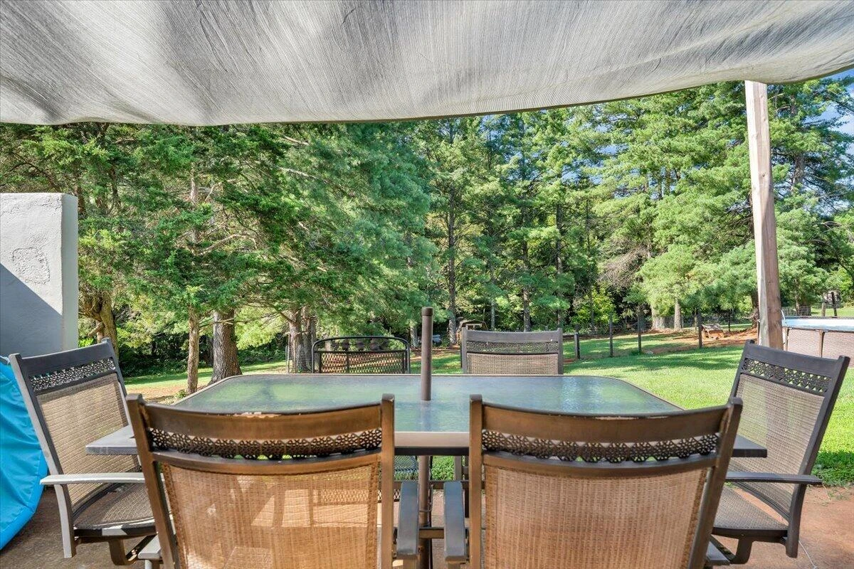 810 Pinecrest AVE - Photo 23