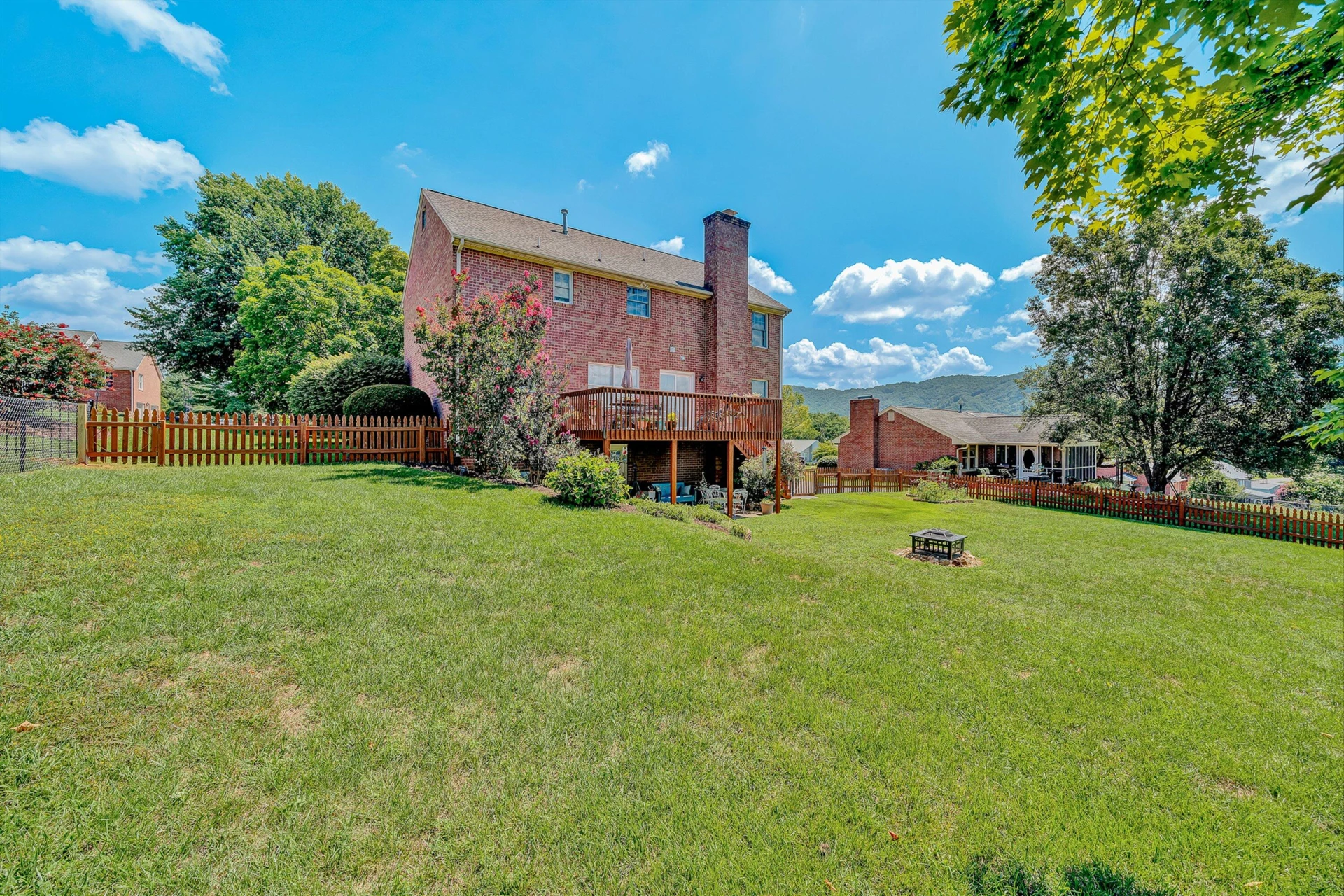 4916 Labradore DR - Photo 5