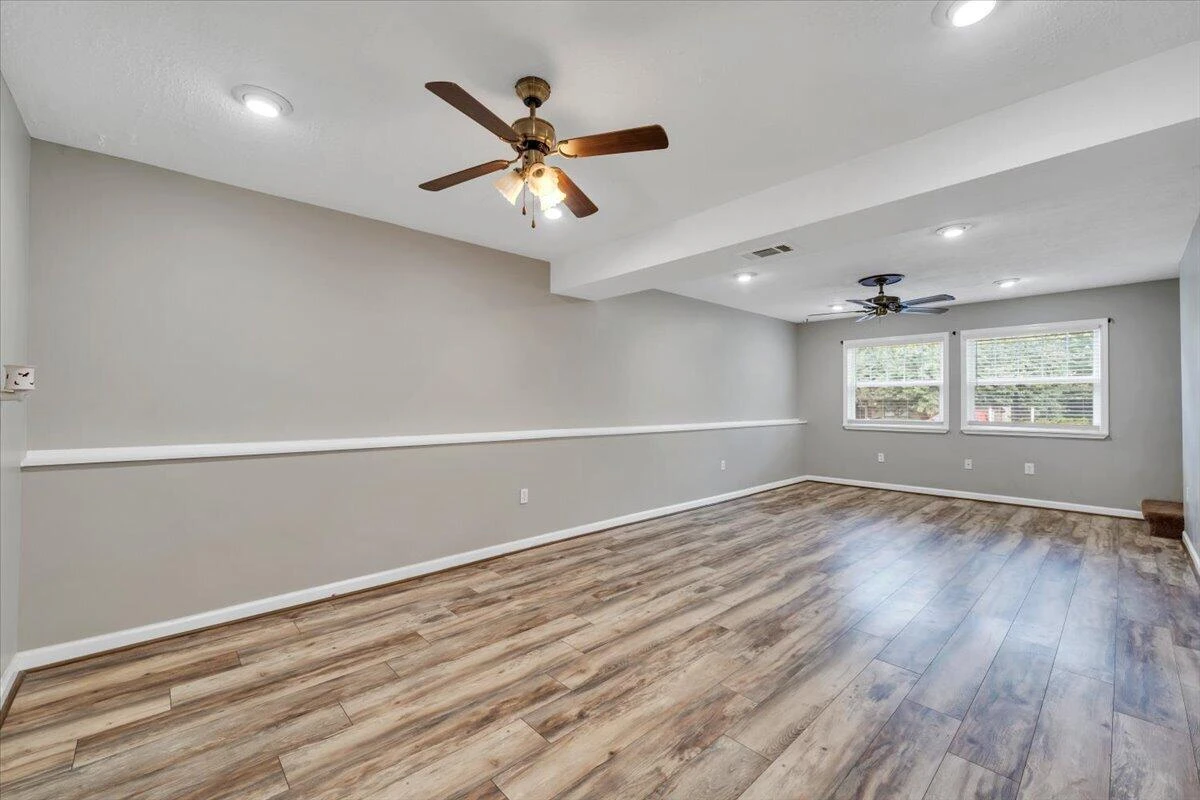 2036 Elizabeth DR - Photo 27