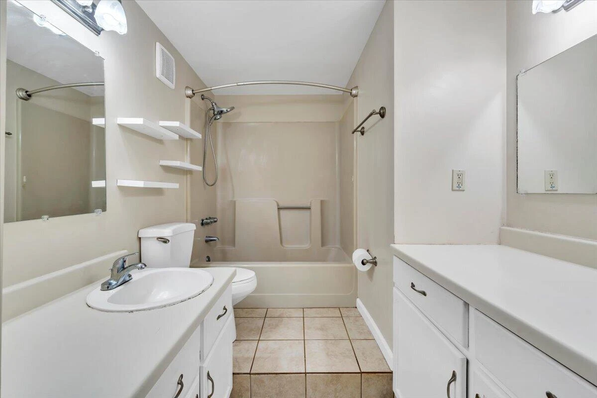 2036 Elizabeth DR - Photo 32