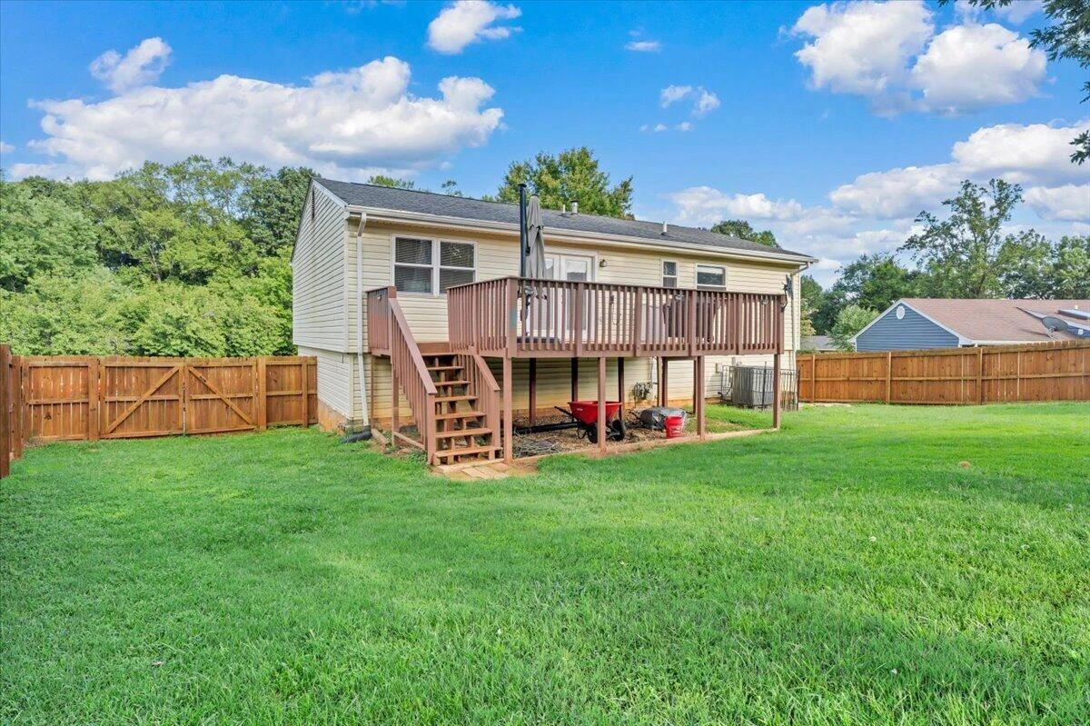 2036 Elizabeth DR - Photo 51