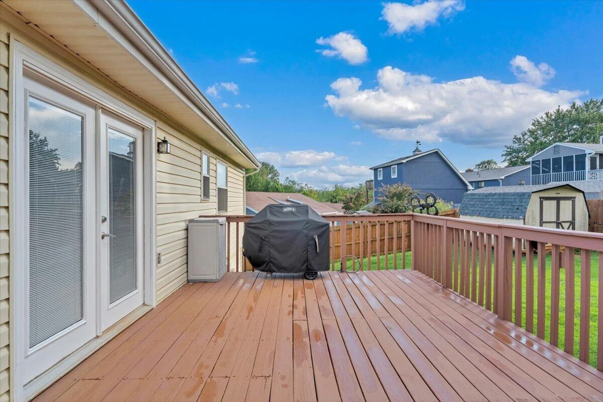 2036 Elizabeth DR - Photo 54