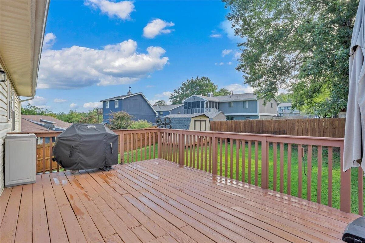 2036 Elizabeth DR - Photo 55