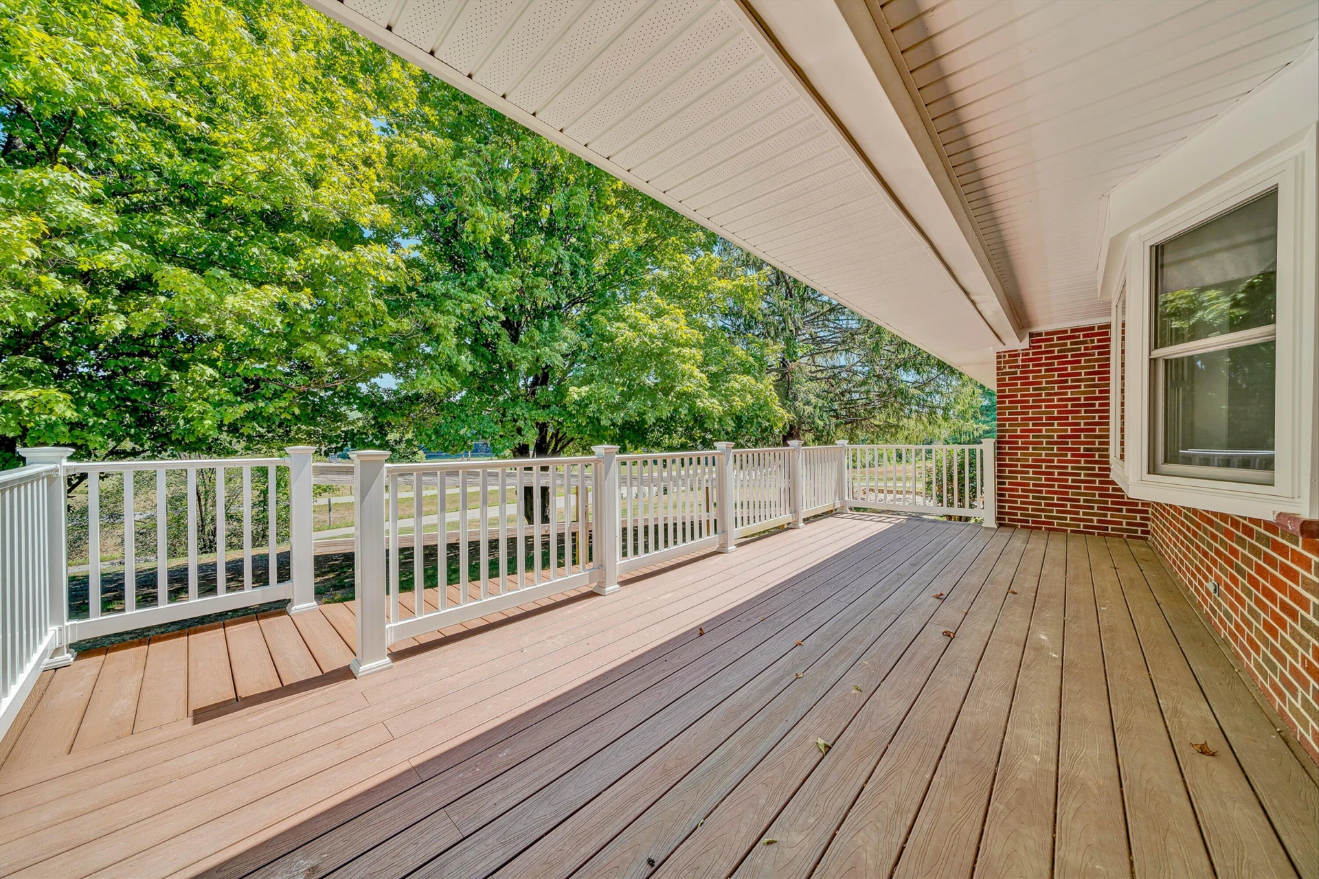 2047 Botetourt RD - Photo 4