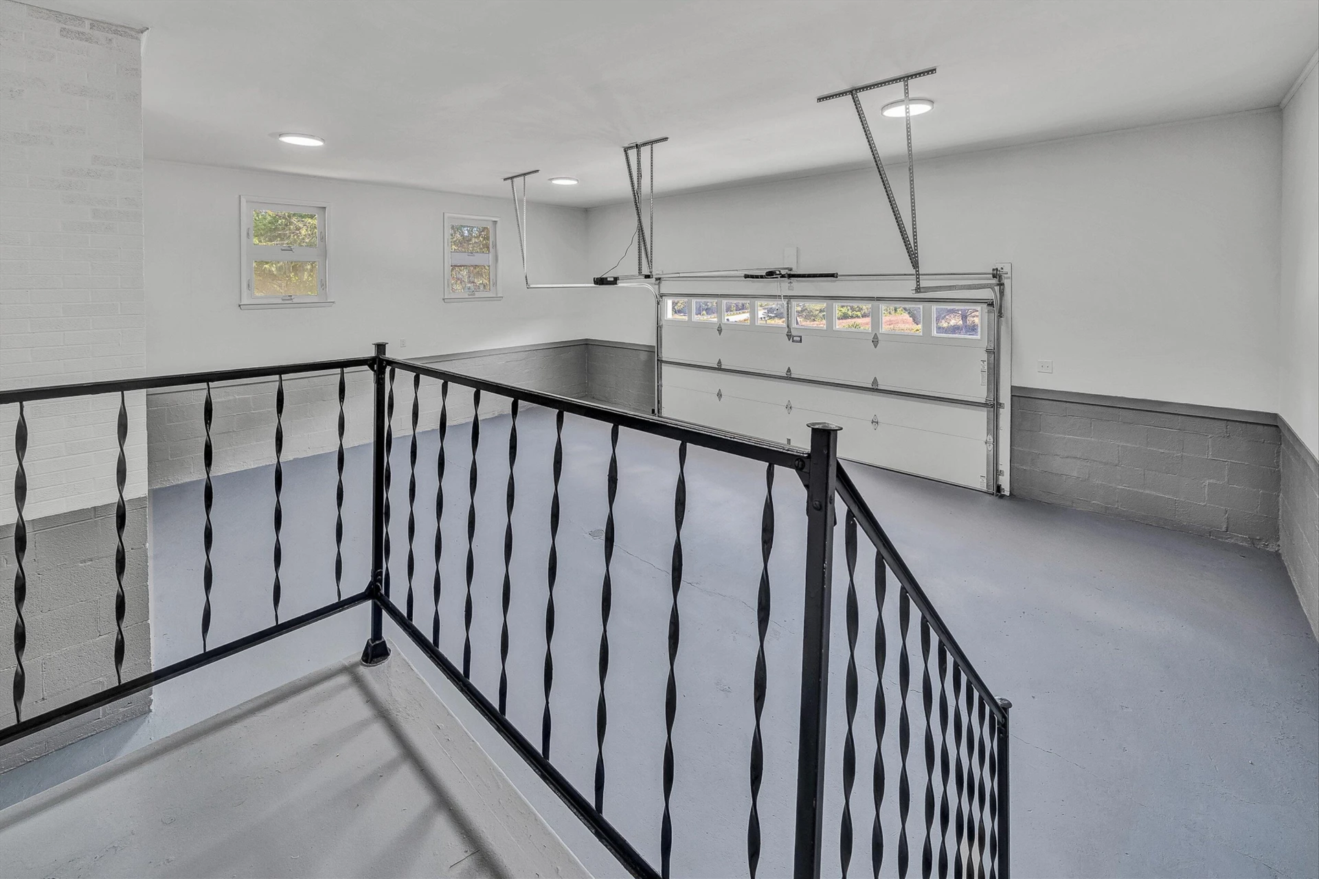 2047 Botetourt RD - Photo 14