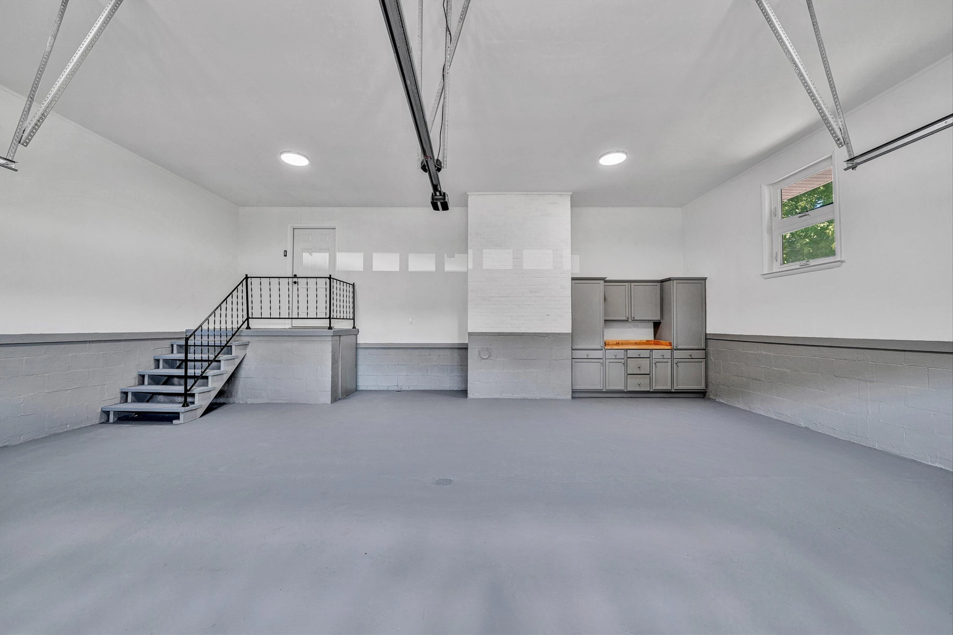 2047 Botetourt RD - Photo 15