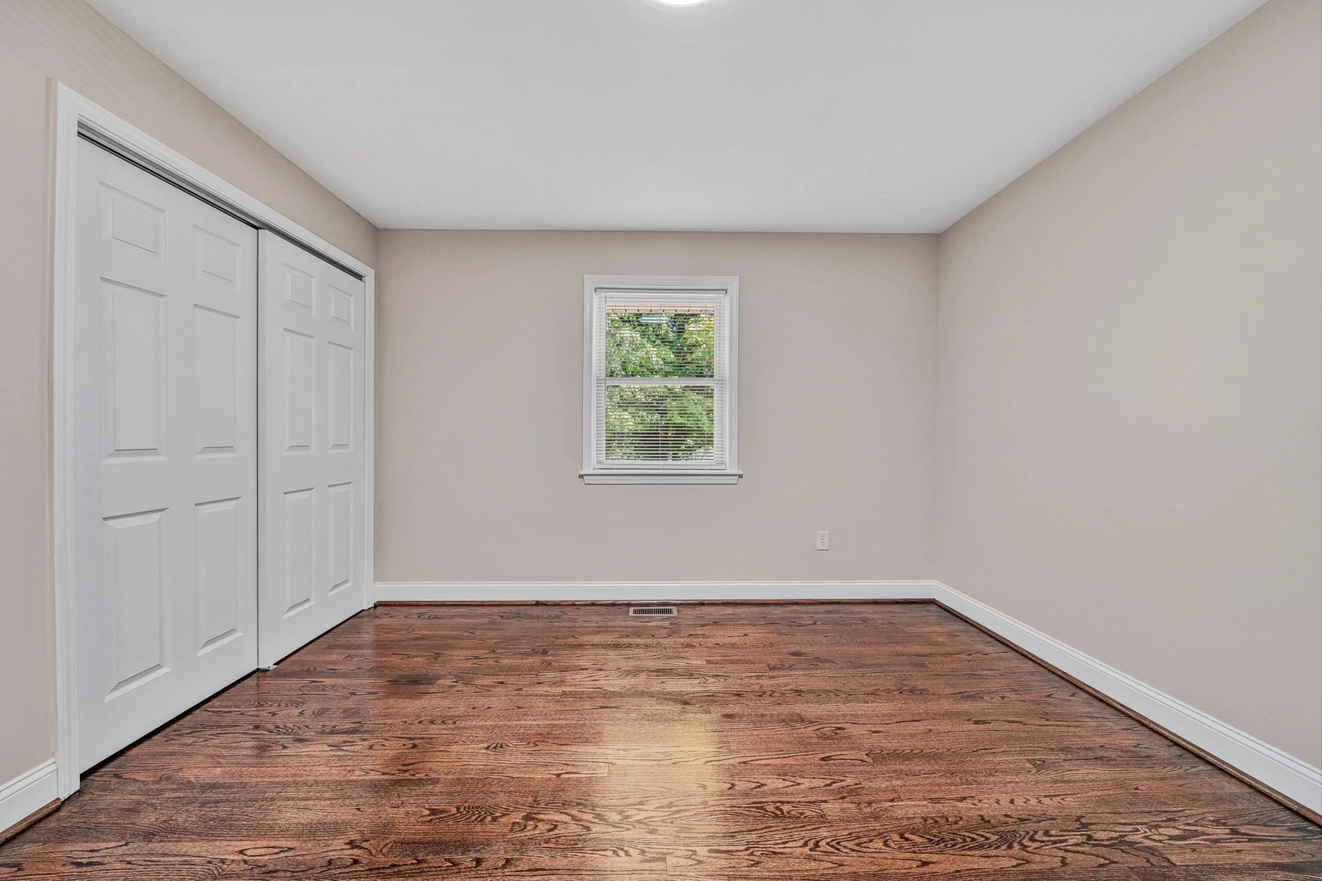 2047 Botetourt RD - Photo 27