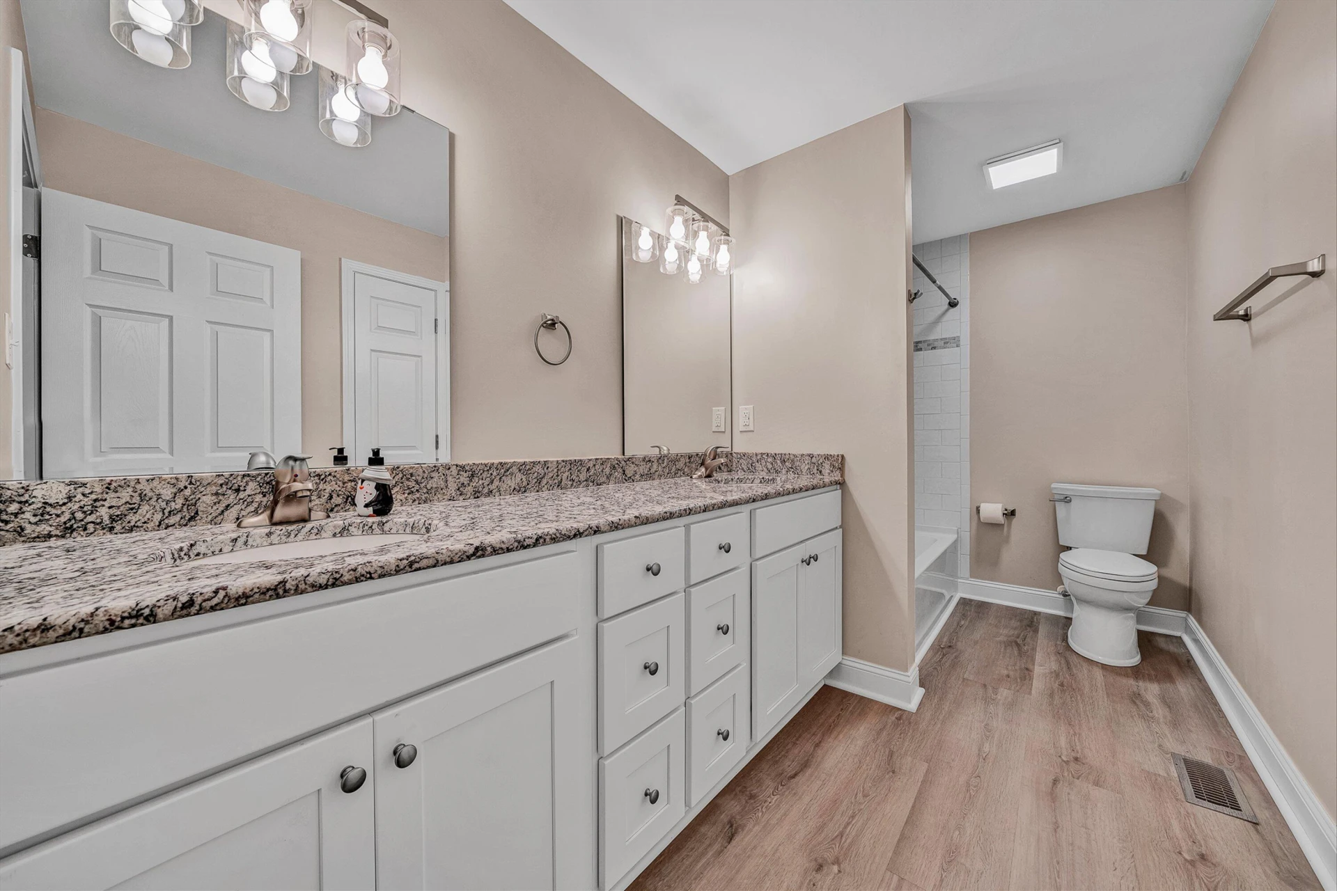 2047 Botetourt RD - Photo 29