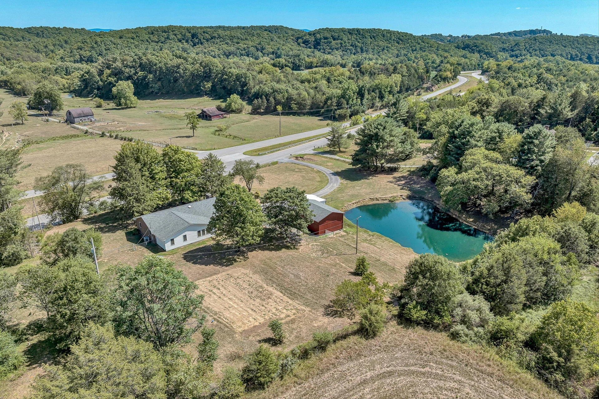 2047 Botetourt RD - Photo 55