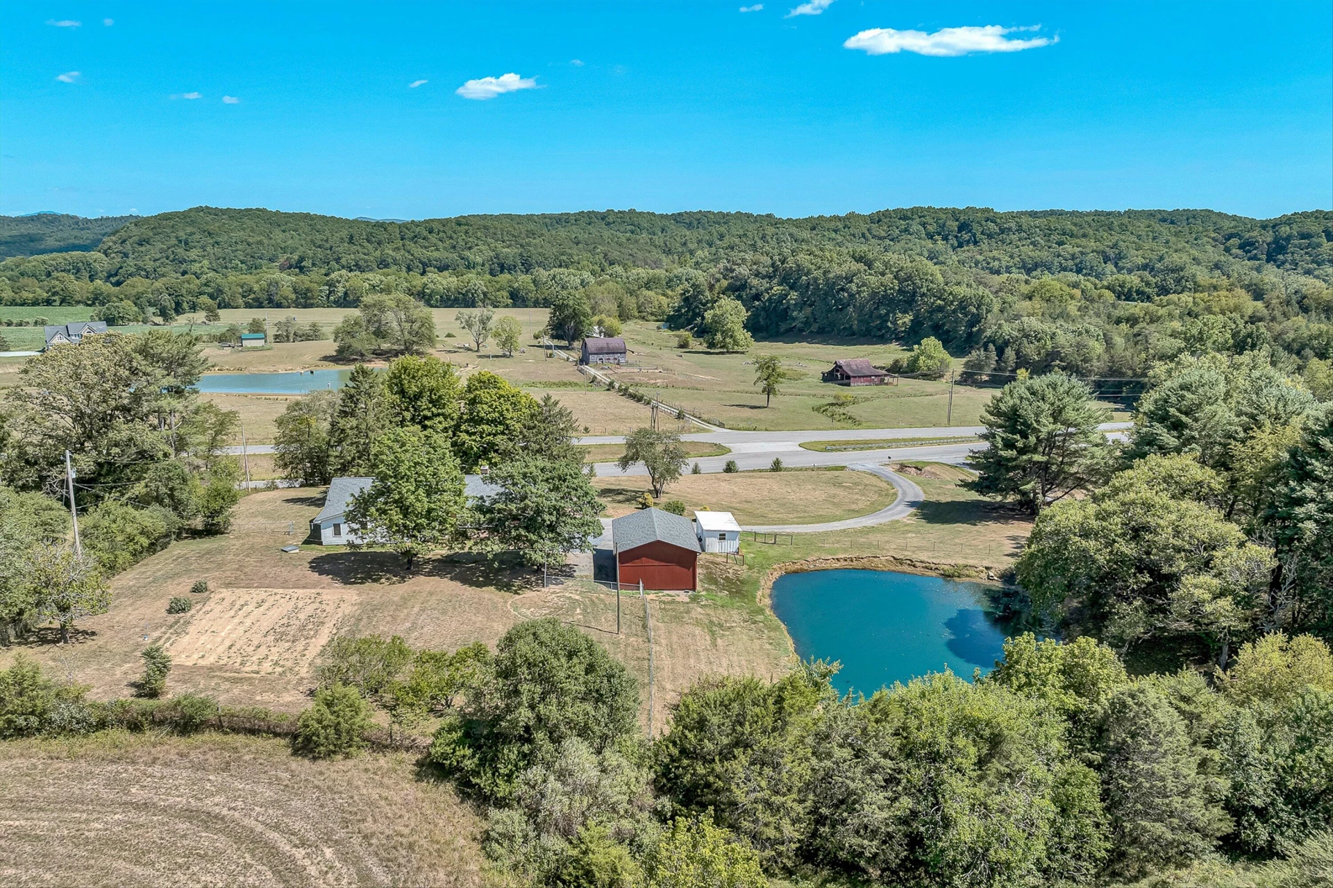 2047 Botetourt RD - Photo 56