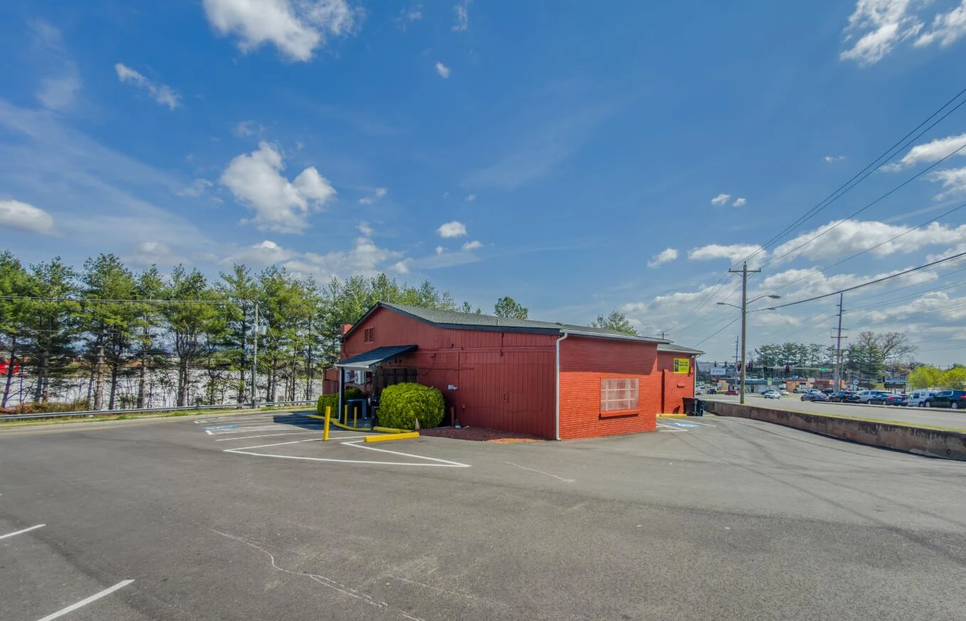 3312 Cove RD NW - Photo 5