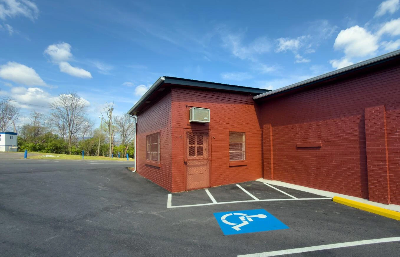 3312 Cove RD NW - Photo 15