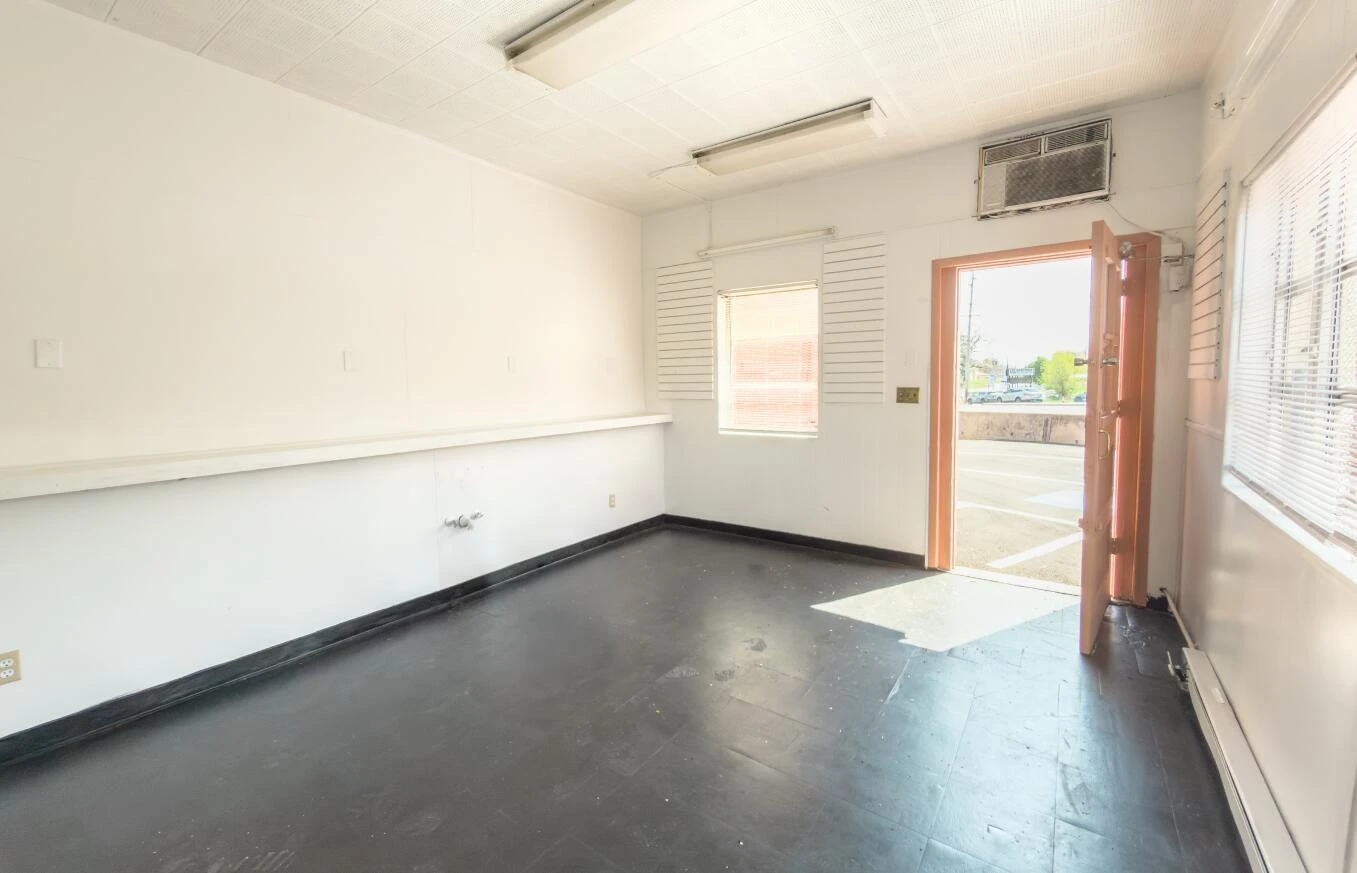 3312 Cove RD NW - Photo 16