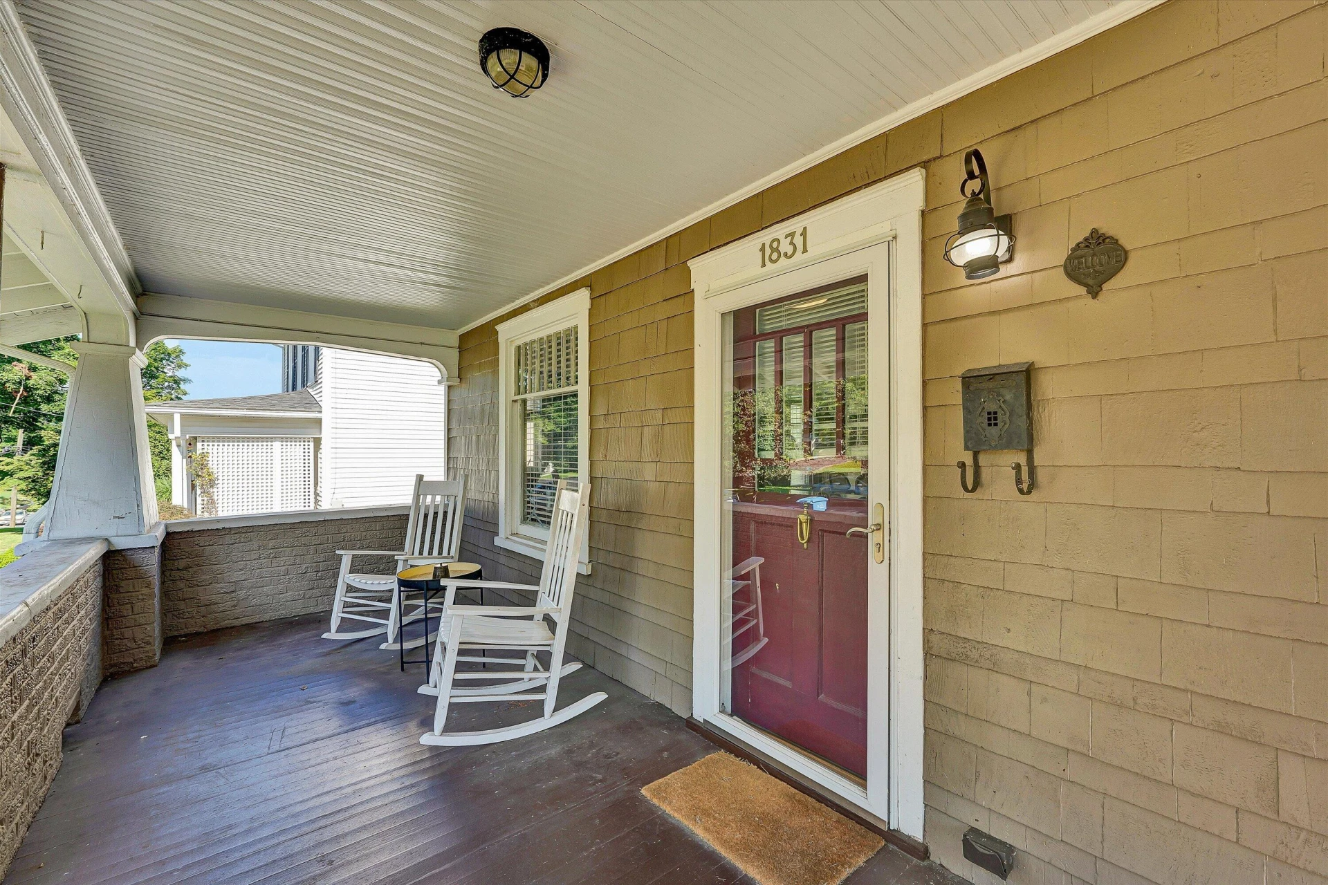 1831 Maiden LN SW - Photo 4
