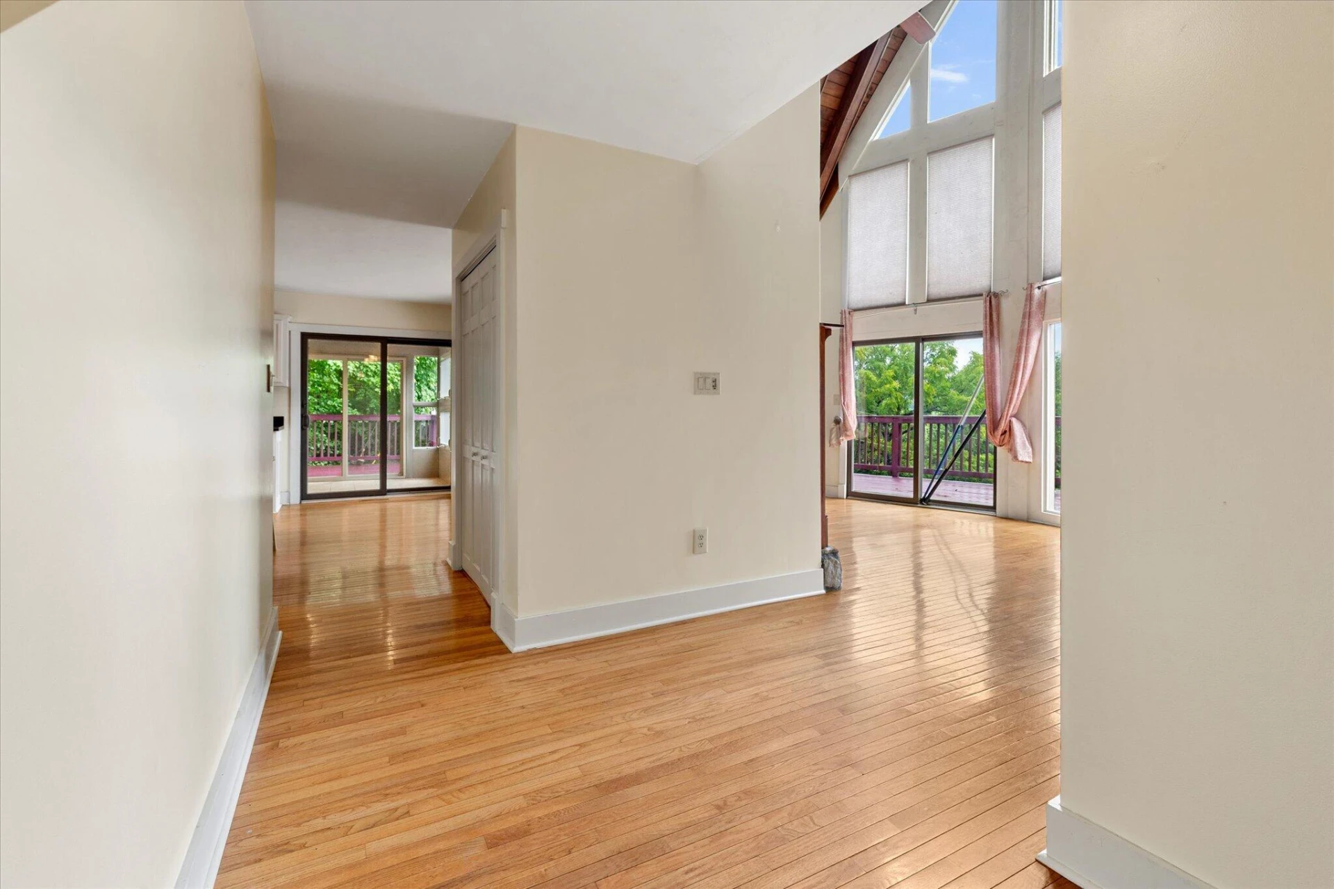 7720 Newport RD - Photo 6