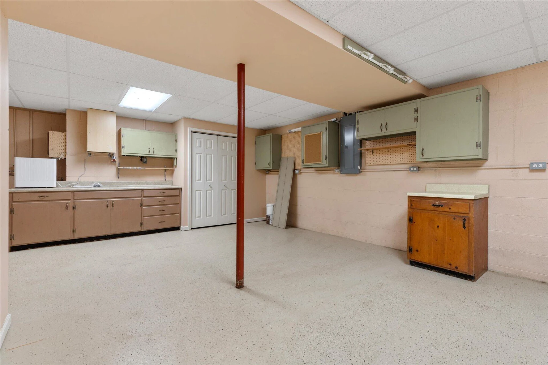 7720 Newport RD - Photo 35