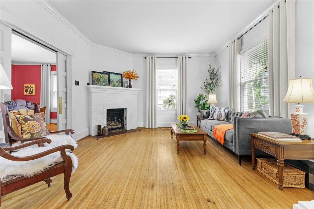 518 Walnut AVE SW - Photo 11