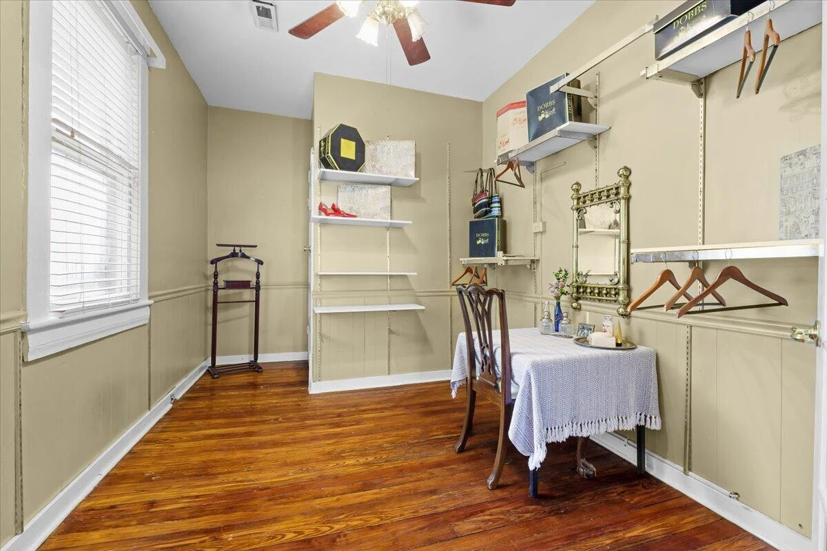 518 Walnut AVE SW - Photo 27