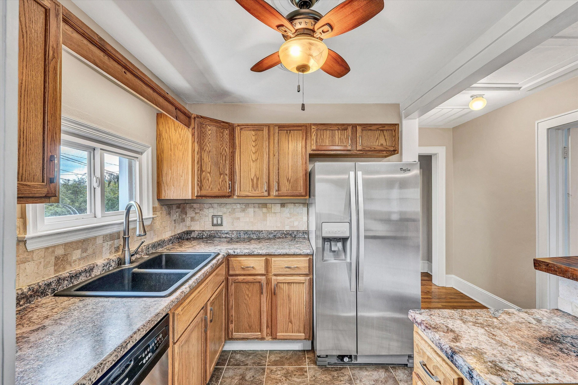 215 S Hill DR - Photo 11