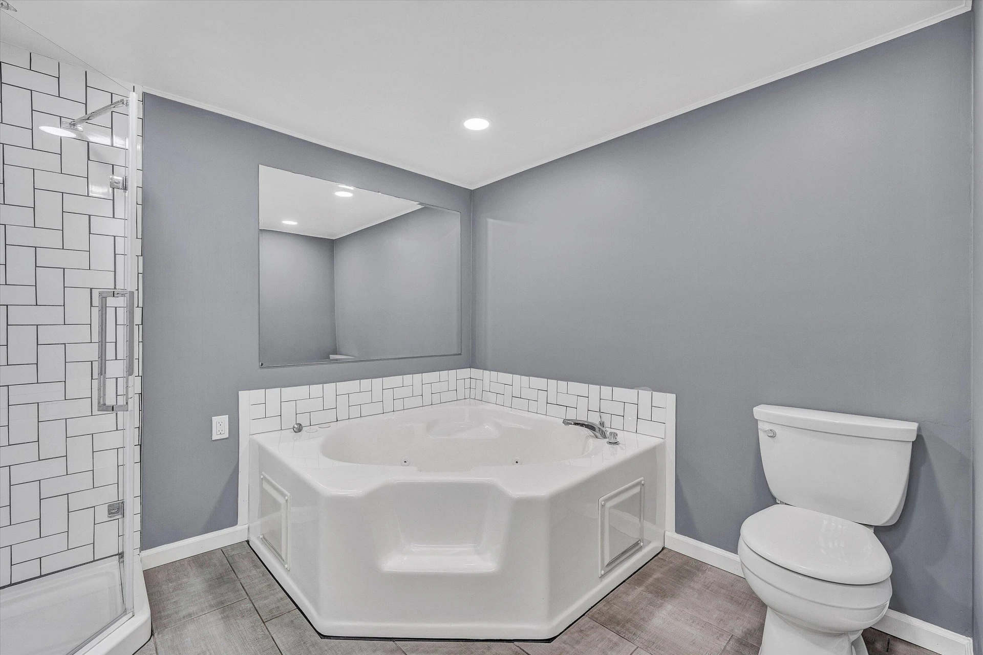 215 S Hill DR - Photo 23