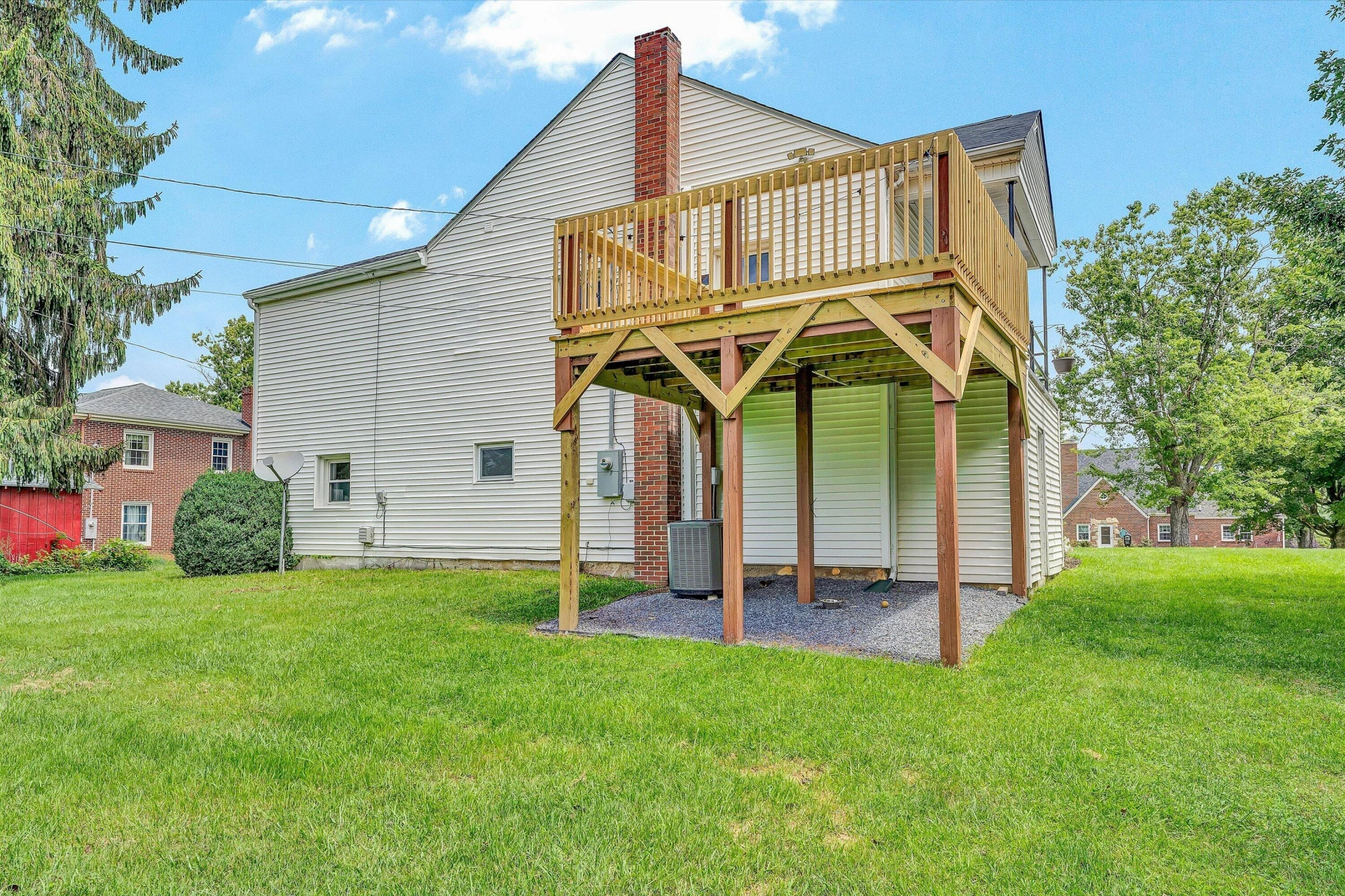 215 S Hill DR - Photo 30