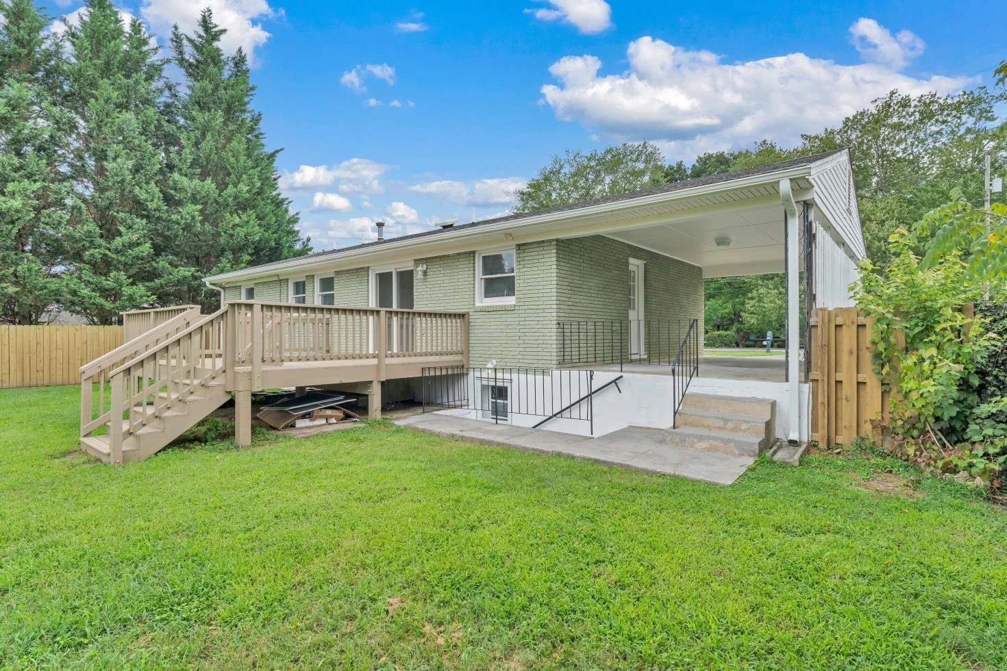 1667 NW Barnett RD NW - Photo 5