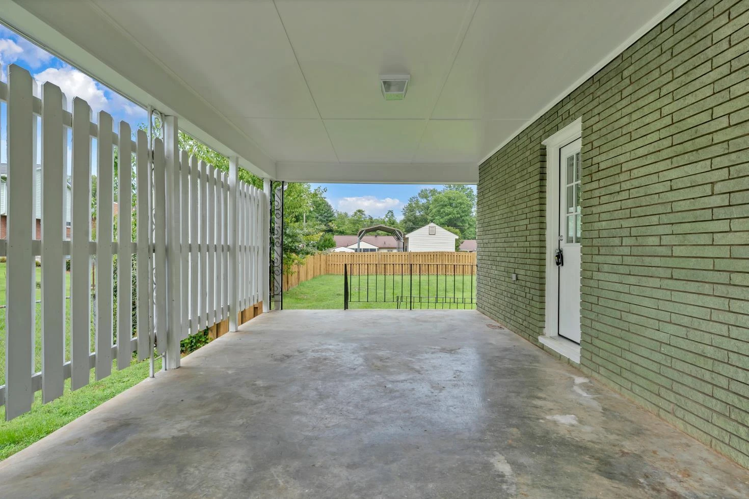 1667 NW Barnett RD NW - Photo 6