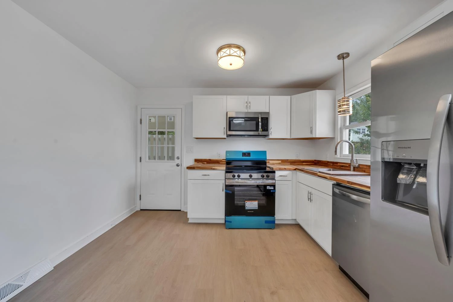 1667 NW Barnett RD NW - Photo 7