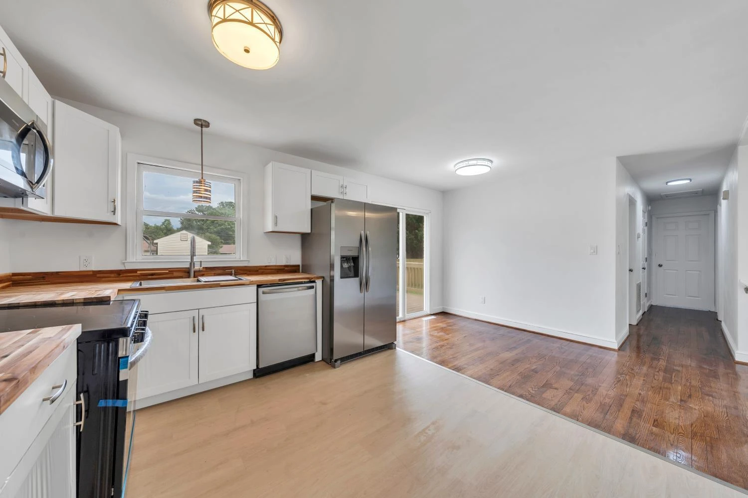 1667 NW Barnett RD NW - Photo 8