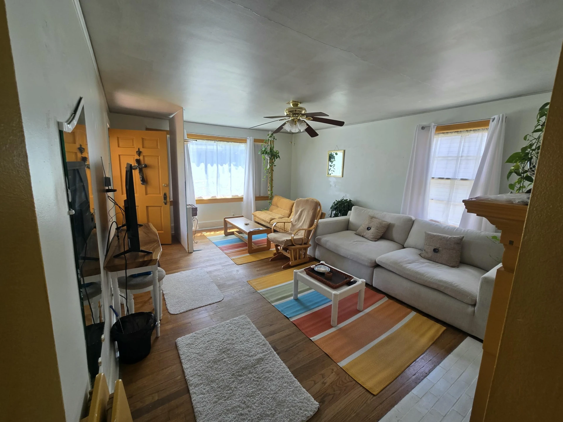 714 Temple AVE - Photo 3
