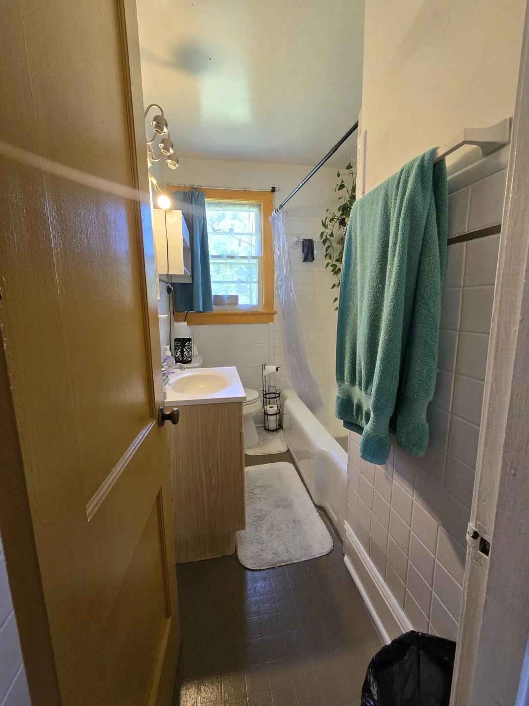 714 Temple AVE - Photo 9