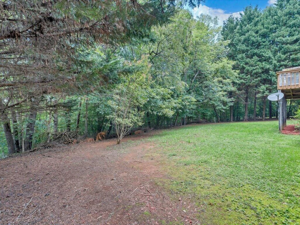 446 Ellsworth CT - Photo 54