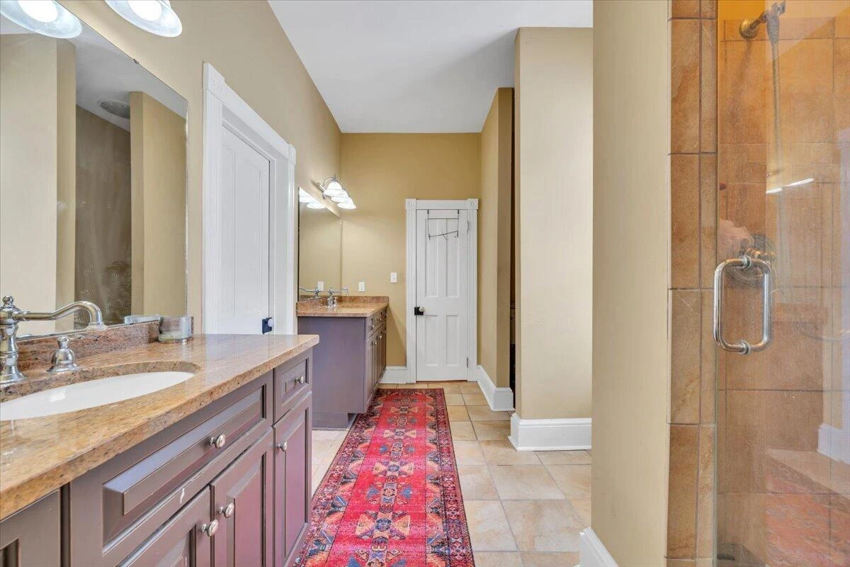210 E Main ST - Photo 6