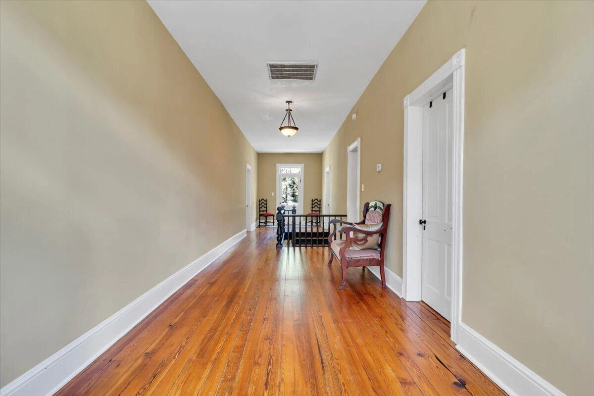 210 E Main ST - Photo 14
