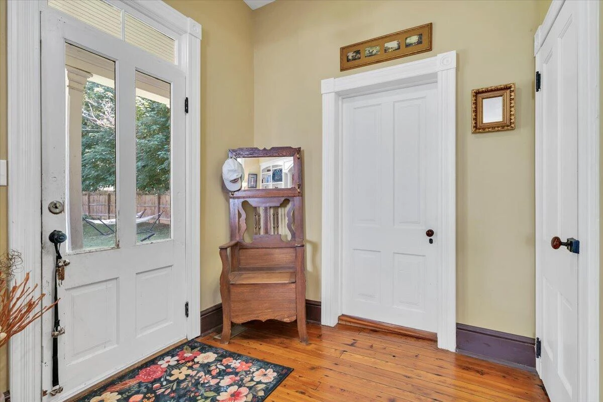 210 E Main ST - Photo 29