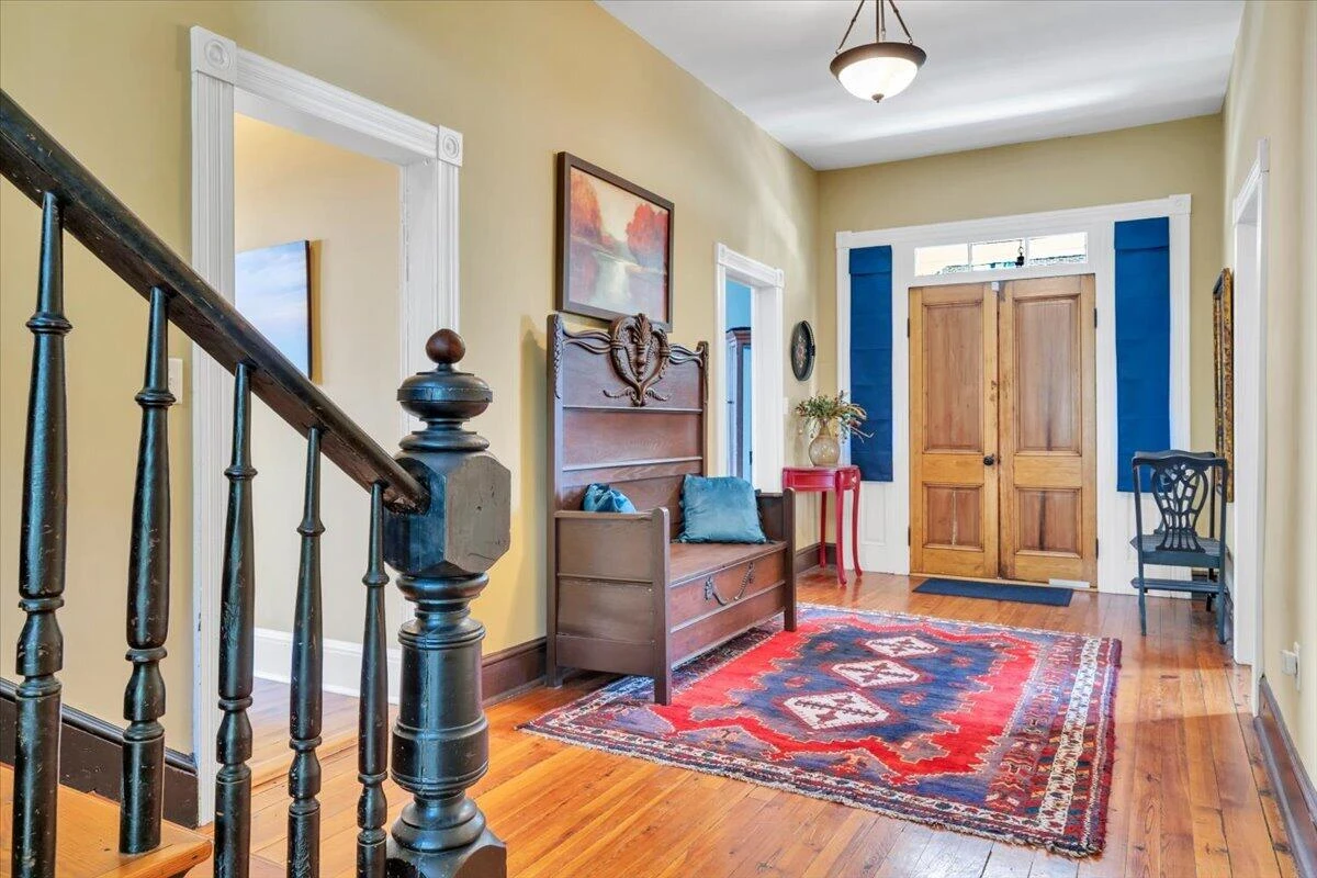 210 E Main ST - Photo 34