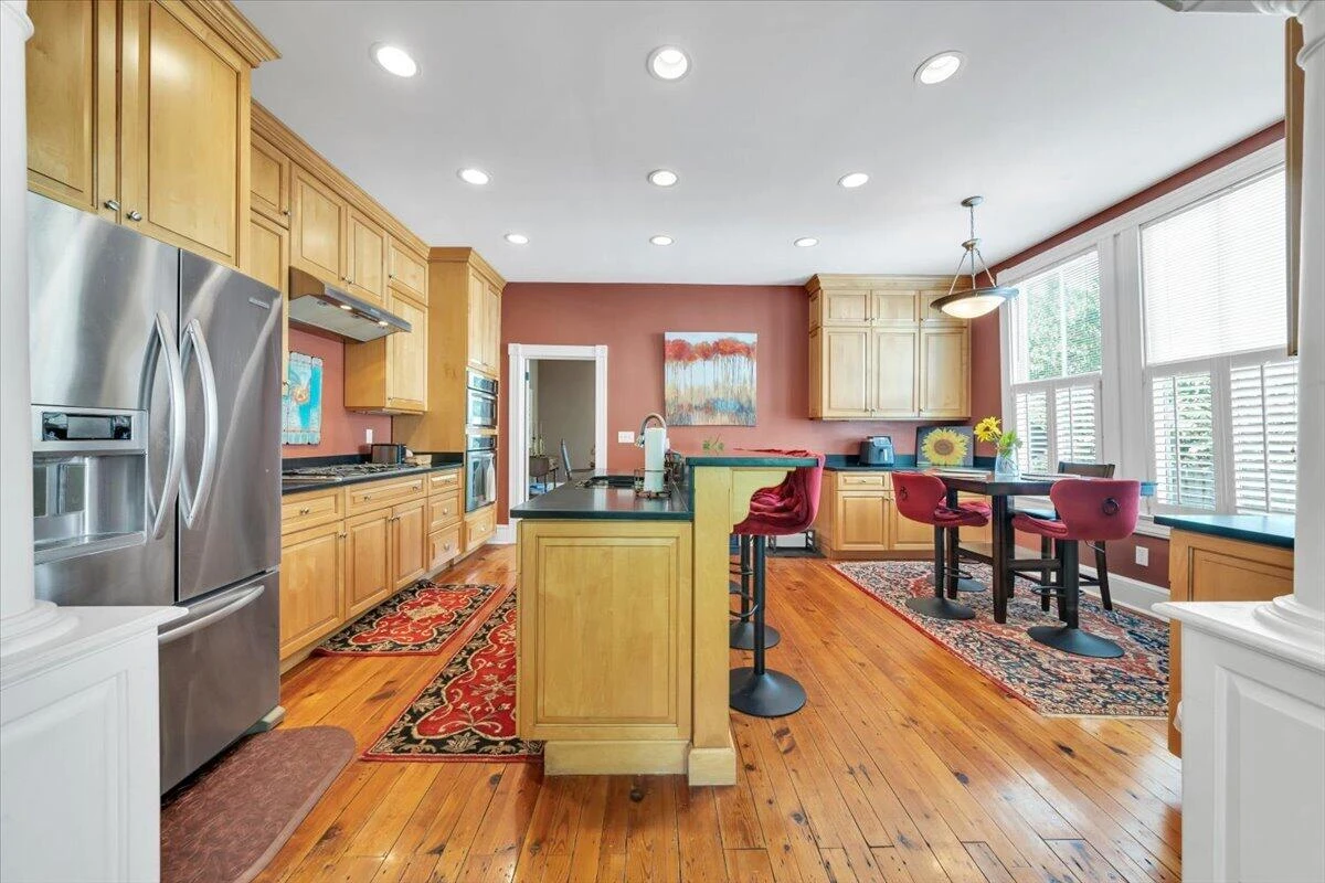 210 E Main ST - Photo 38
