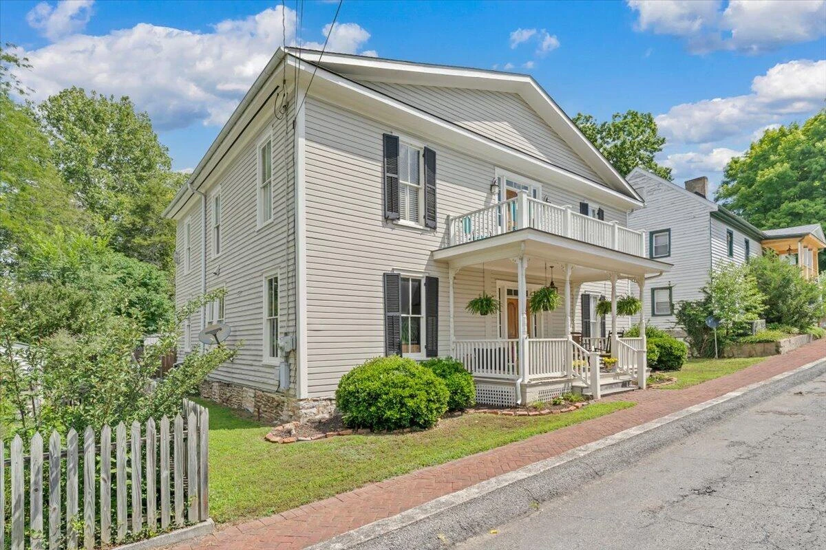 210 E Main ST - Photo 57