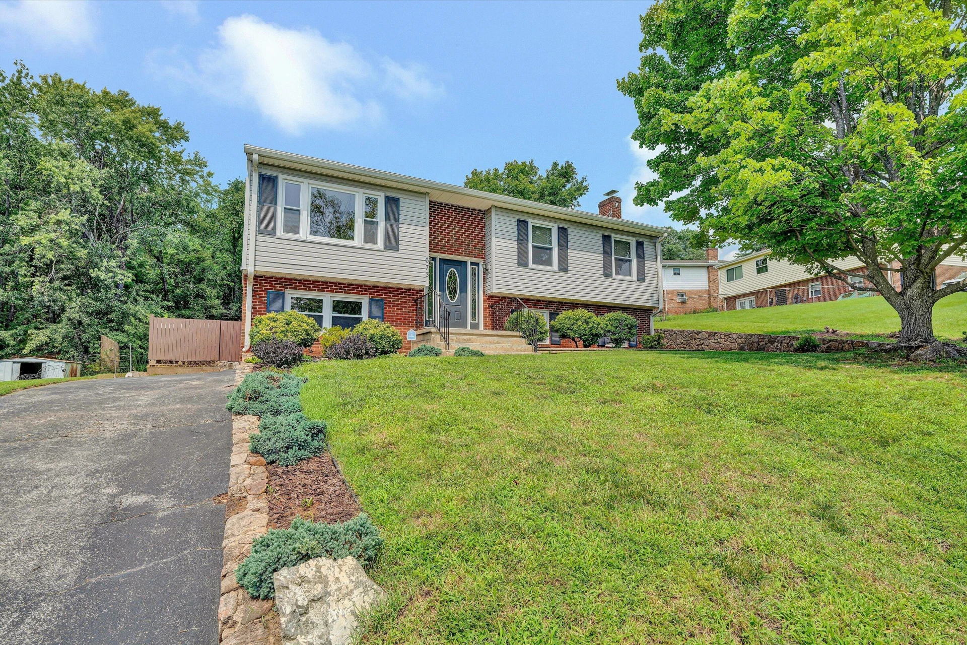 673 Missimer LN - Photo 3