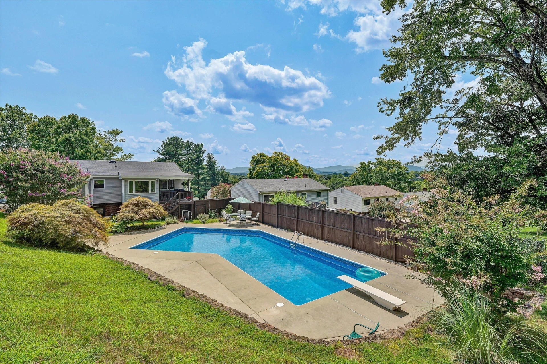 673 Missimer LN - Photo 41