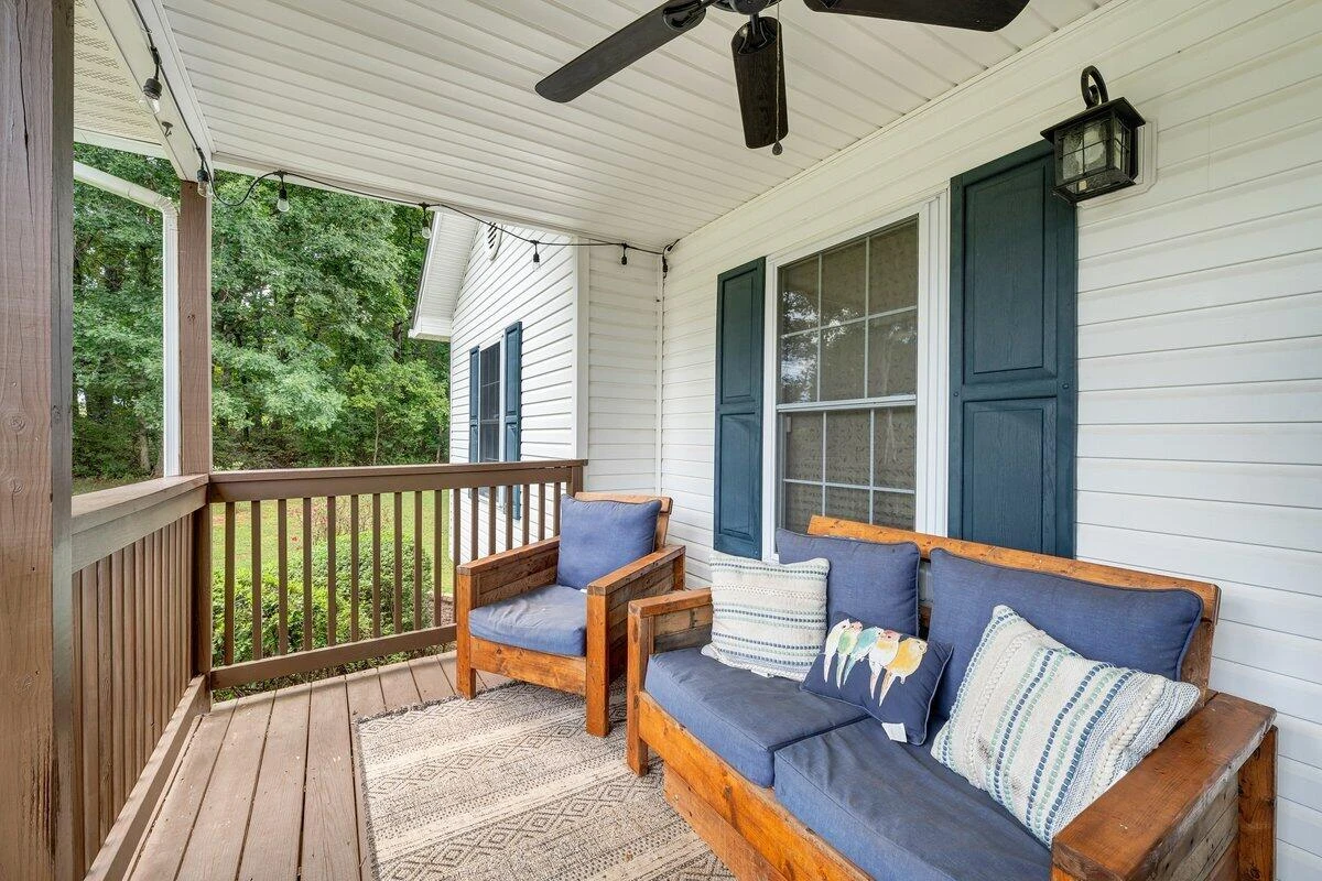 1115 Ridgecrest DR - Photo 4