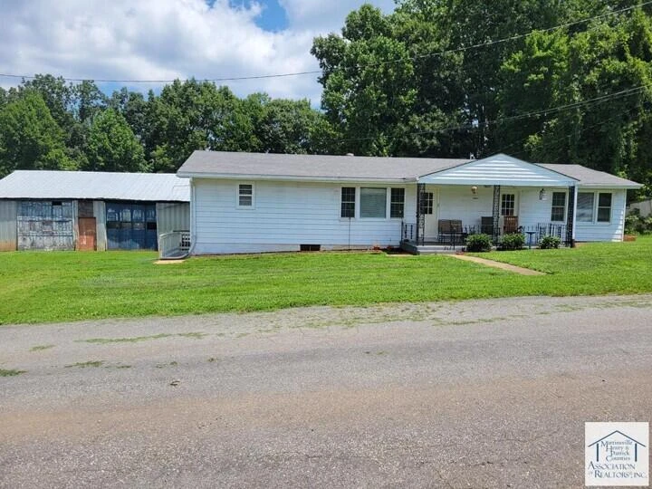 122 Acorn RD