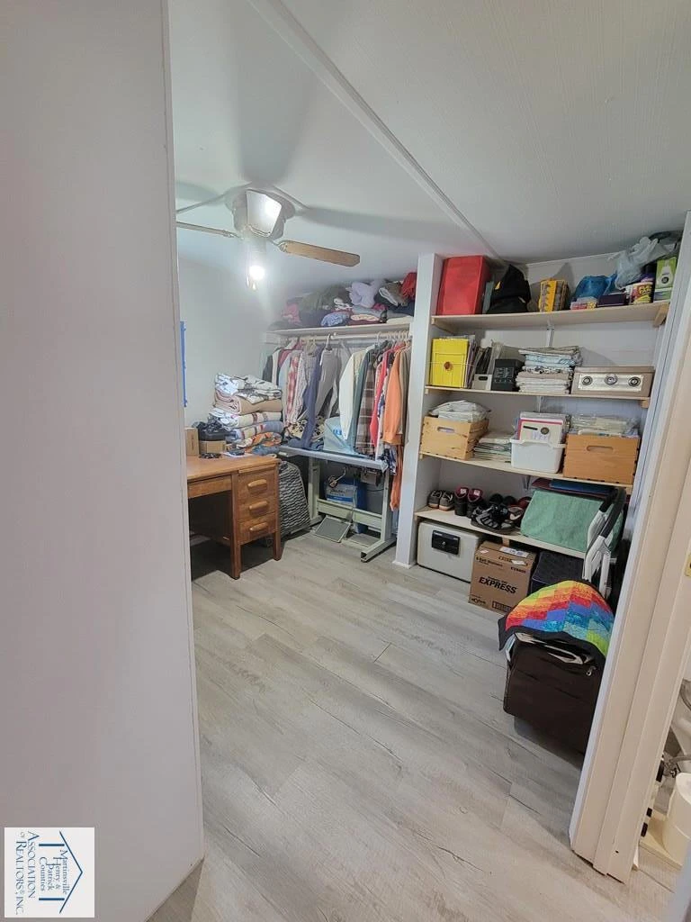 122 Acorn RD - Photo 8