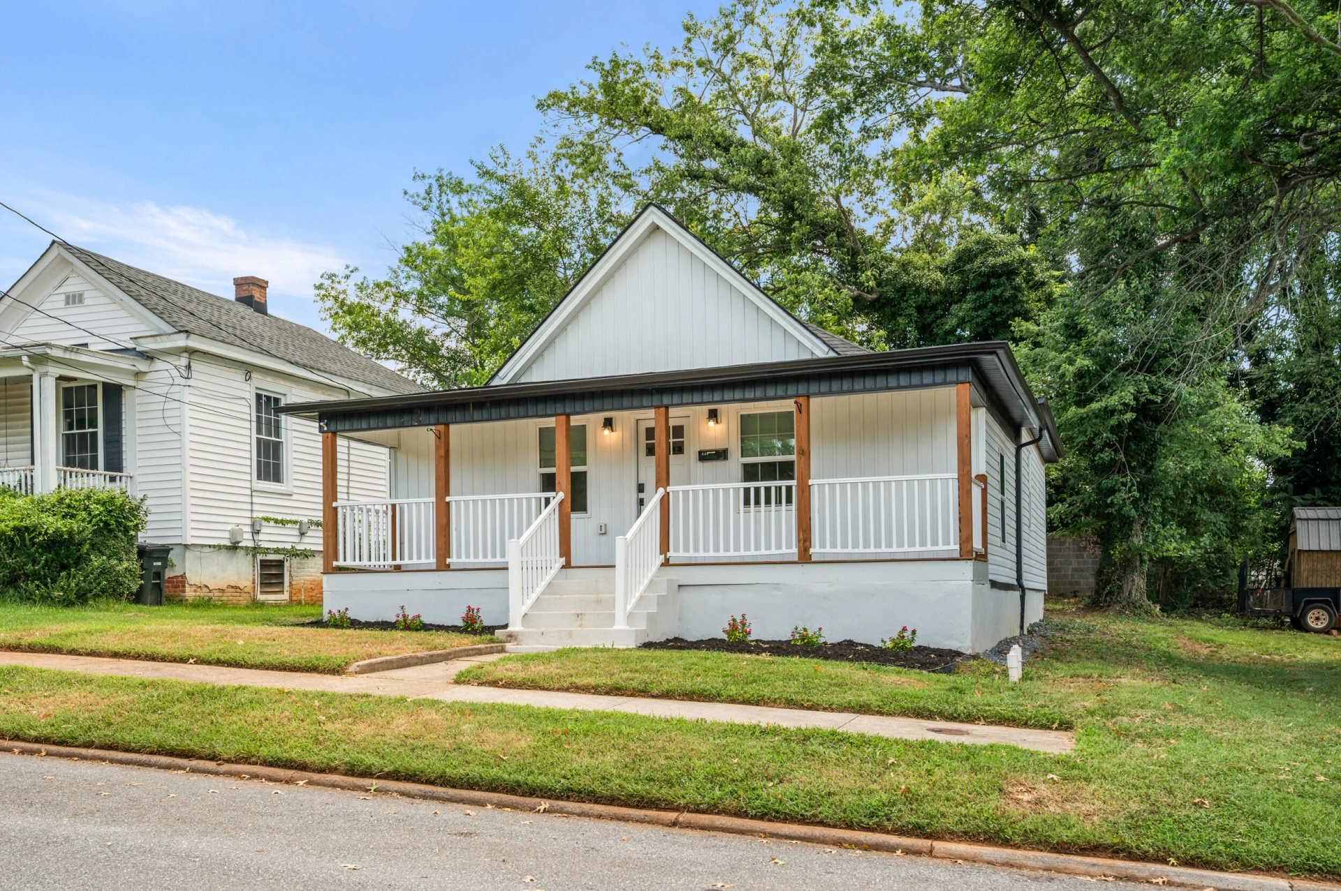435 Stafford ST - Photo 2